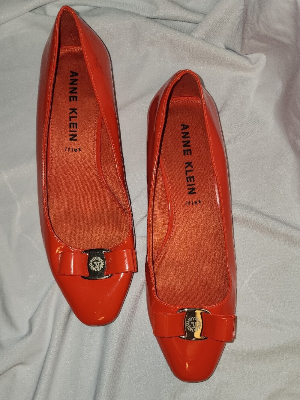 Anne Klein Size 8.5 Bright Orange Patent Leather Bow Flats - Picture 13 of 15
